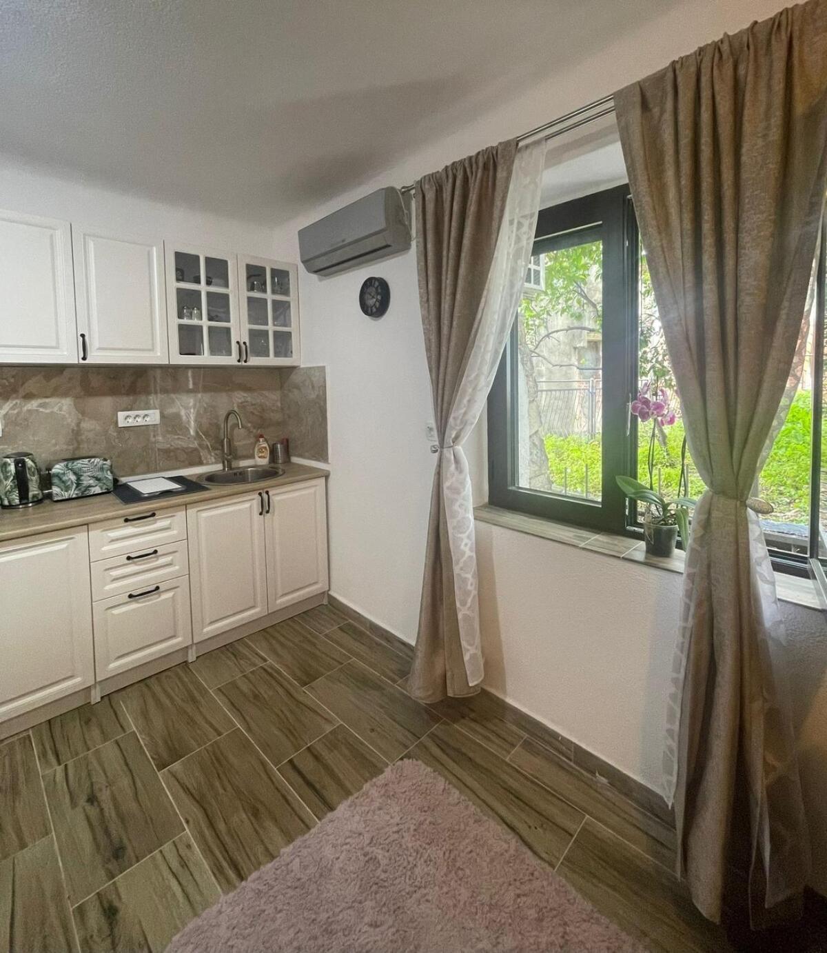 Apartment Old Town Cozy Escape Kotor